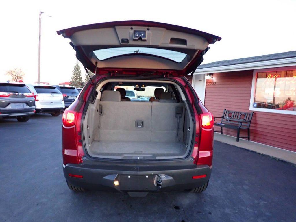 used 2010 Chevrolet Traverse car, priced at $3,981