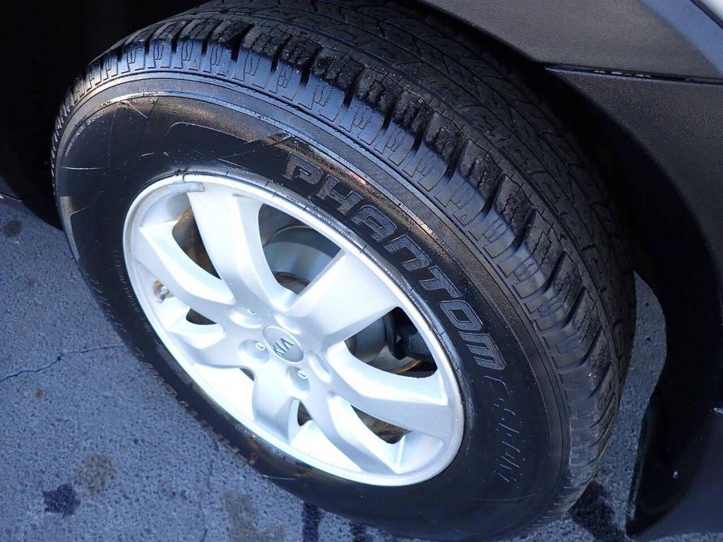 used 2013 Kia Sorento car, priced at $3,881