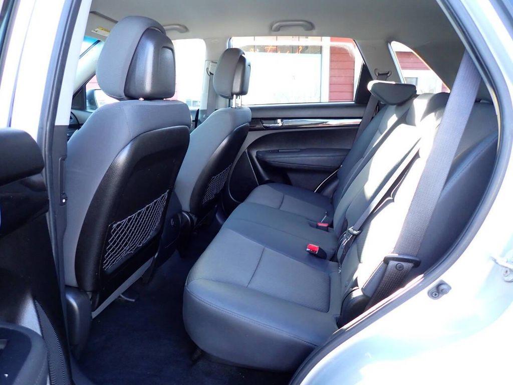 used 2013 Kia Sorento car, priced at $3,881