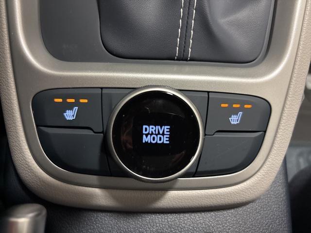 new 2026 Hyundai Venue car, priced at $24,297