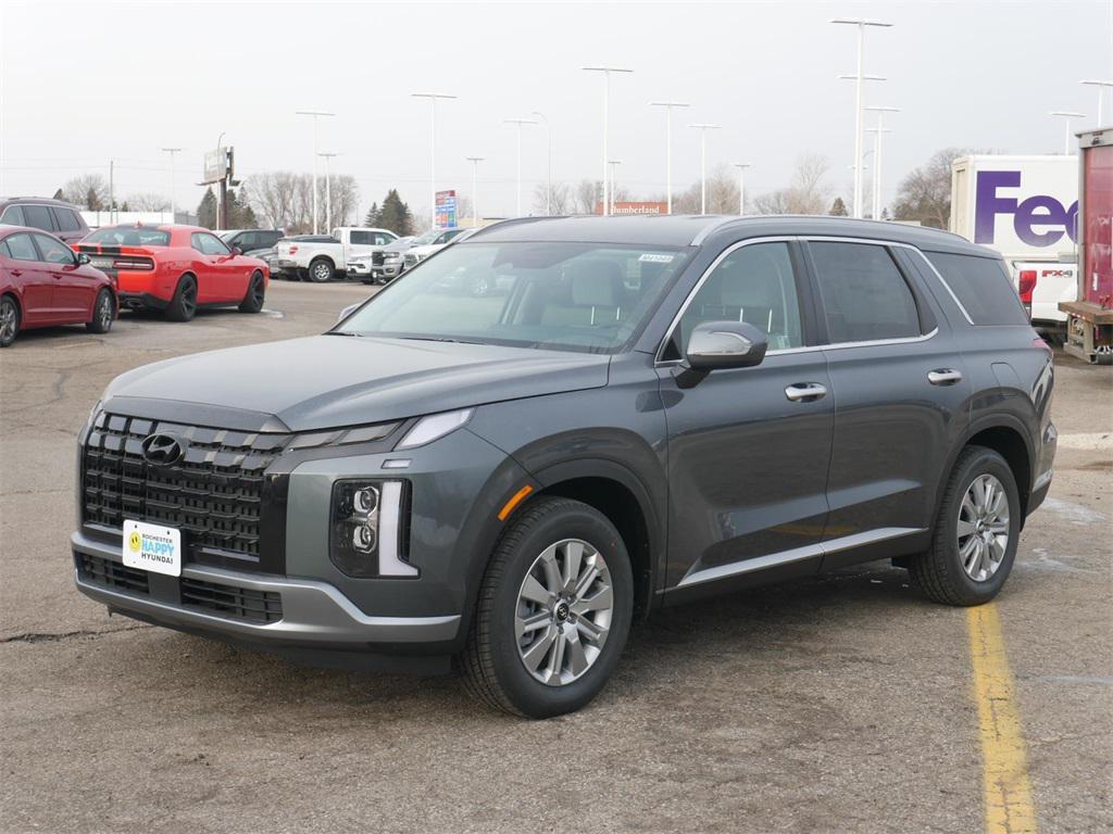 used 2025 Hyundai Palisade car, priced at $39,000
