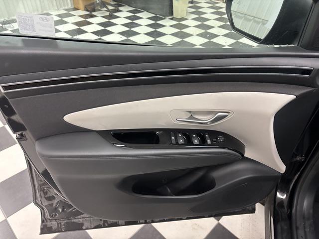 used 2024 Hyundai TUCSON Hybrid car, priced at $28,750