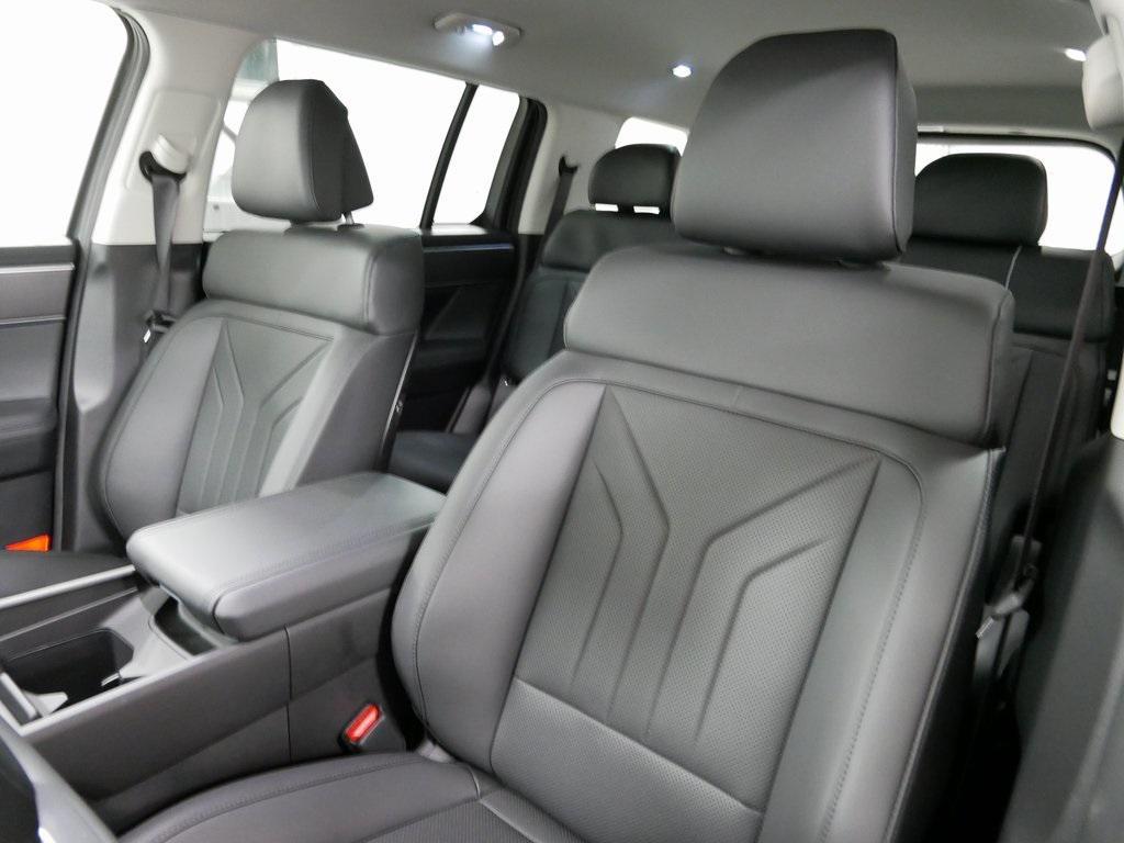 used 2026 Hyundai Santa Fe car, priced at $38,990