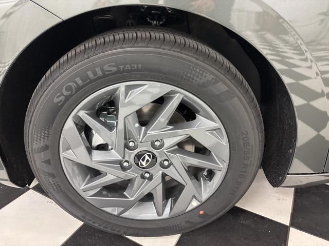 new 2026 Hyundai ELANTRA HEV car, priced at $25,799