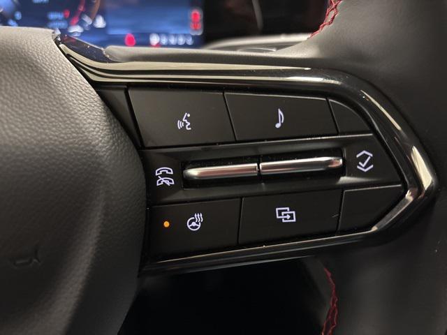 used 2025 Chevrolet Equinox car, priced at $31,990