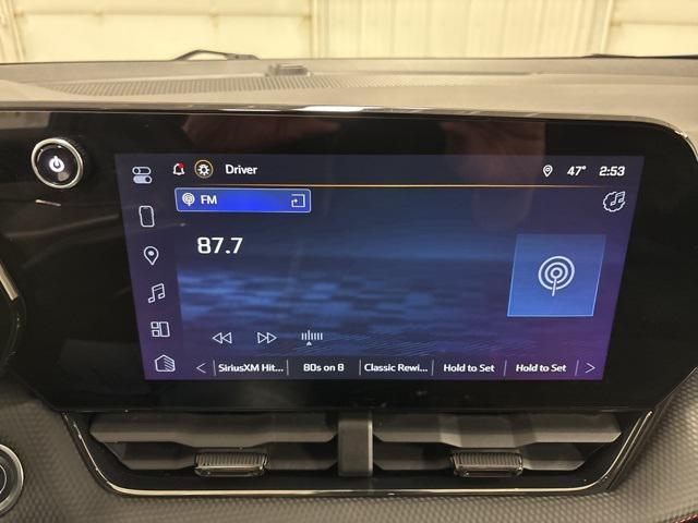 used 2025 Chevrolet Equinox car, priced at $31,990