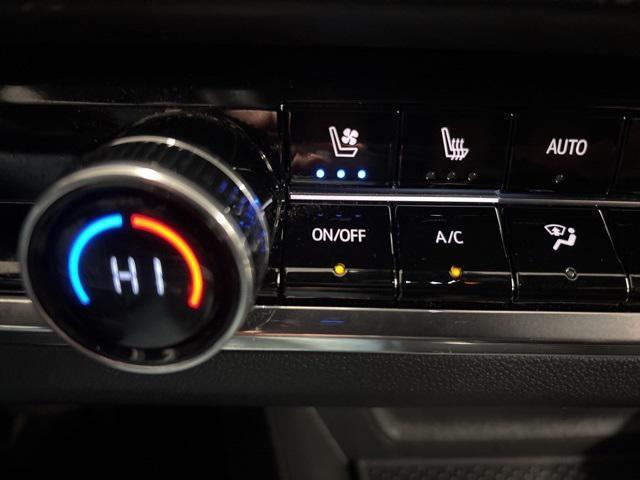 used 2025 Chevrolet Equinox car, priced at $31,990