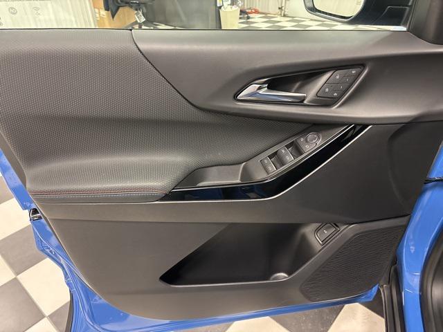 used 2025 Chevrolet Equinox car, priced at $31,990