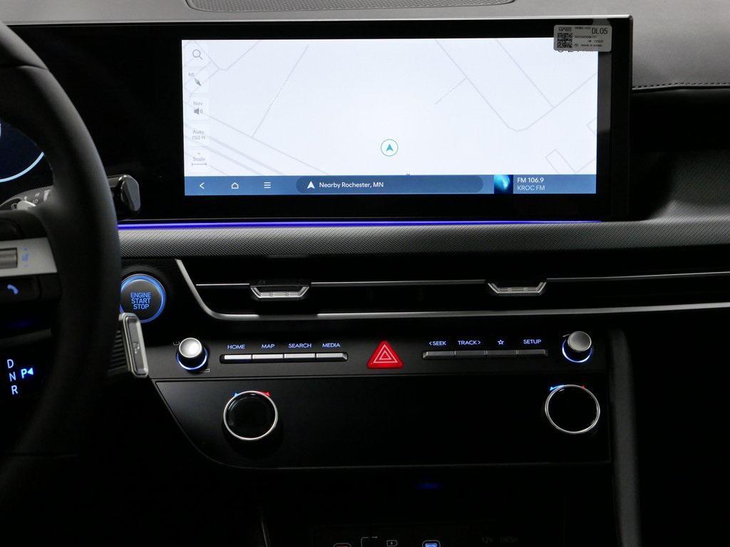 new 2025 Hyundai Sonata Hybrid car, priced at $35,929