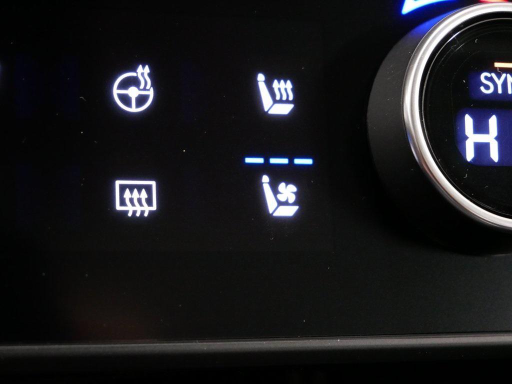 new 2025 Hyundai Sonata Hybrid car, priced at $35,929