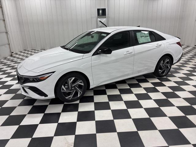 new 2025 Hyundai Elantra car, priced at $23,035