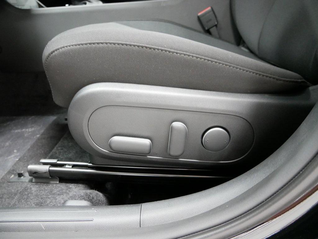 new 2025 Hyundai Kona car, priced at $27,981