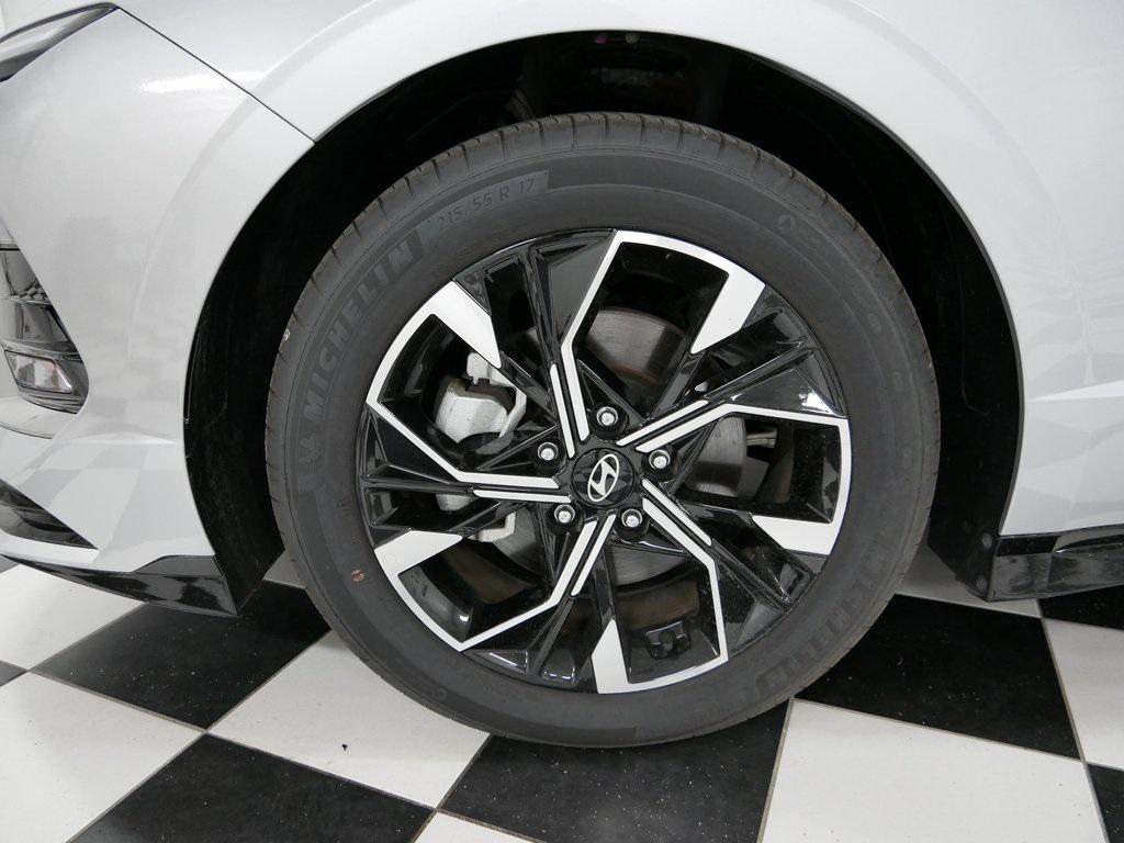 used 2024 Hyundai Sonata car, priced at $25,250