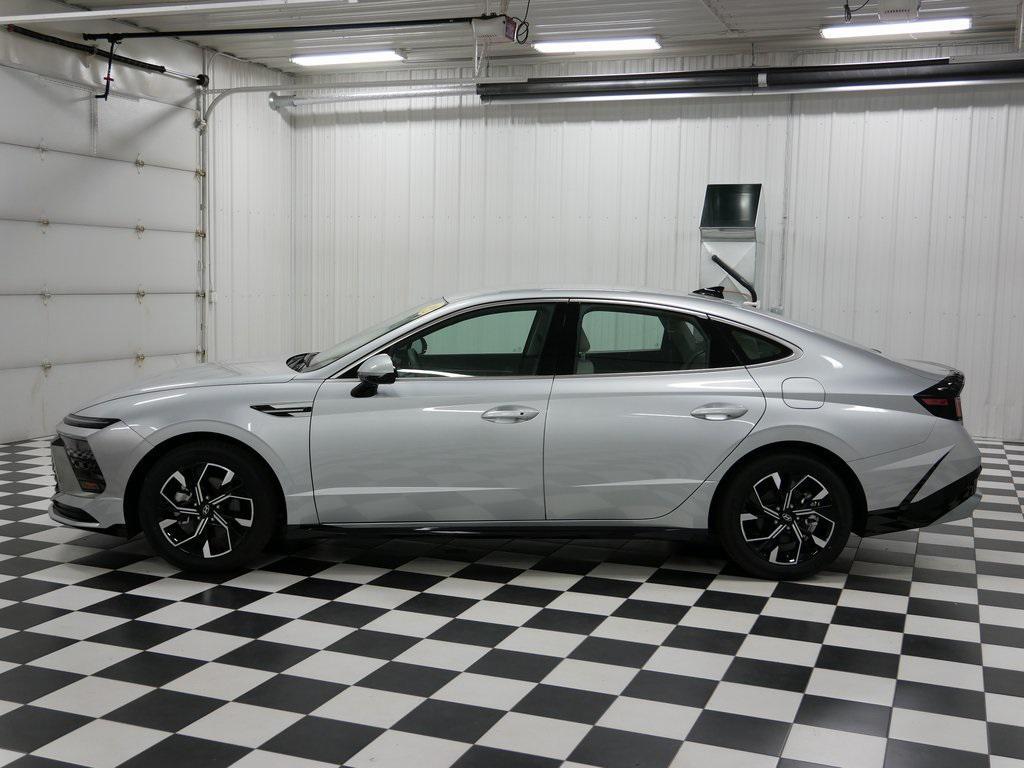 used 2024 Hyundai Sonata car, priced at $25,250