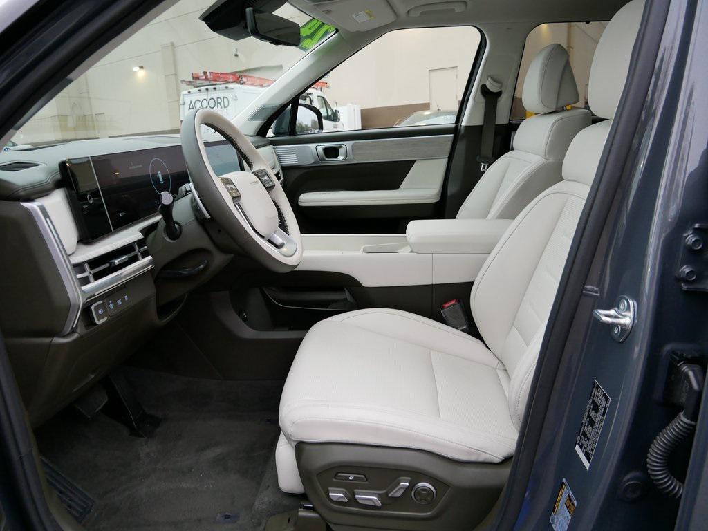 used 2024 Hyundai Santa Fe car, priced at $38,500