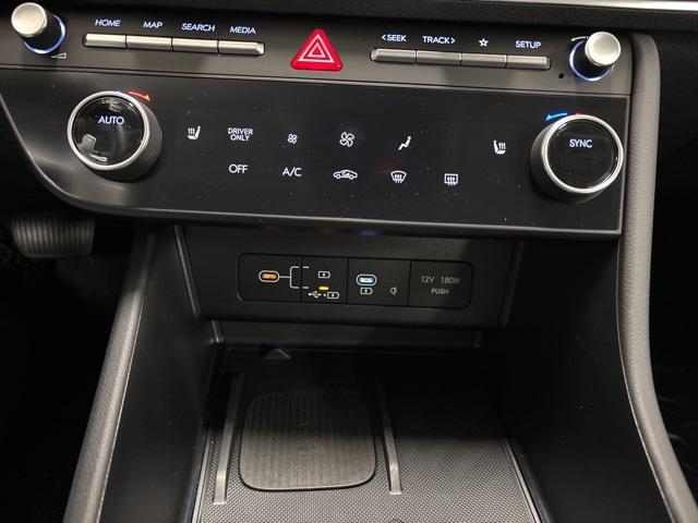 new 2025 Hyundai Sonata Hybrid car, priced at $29,831