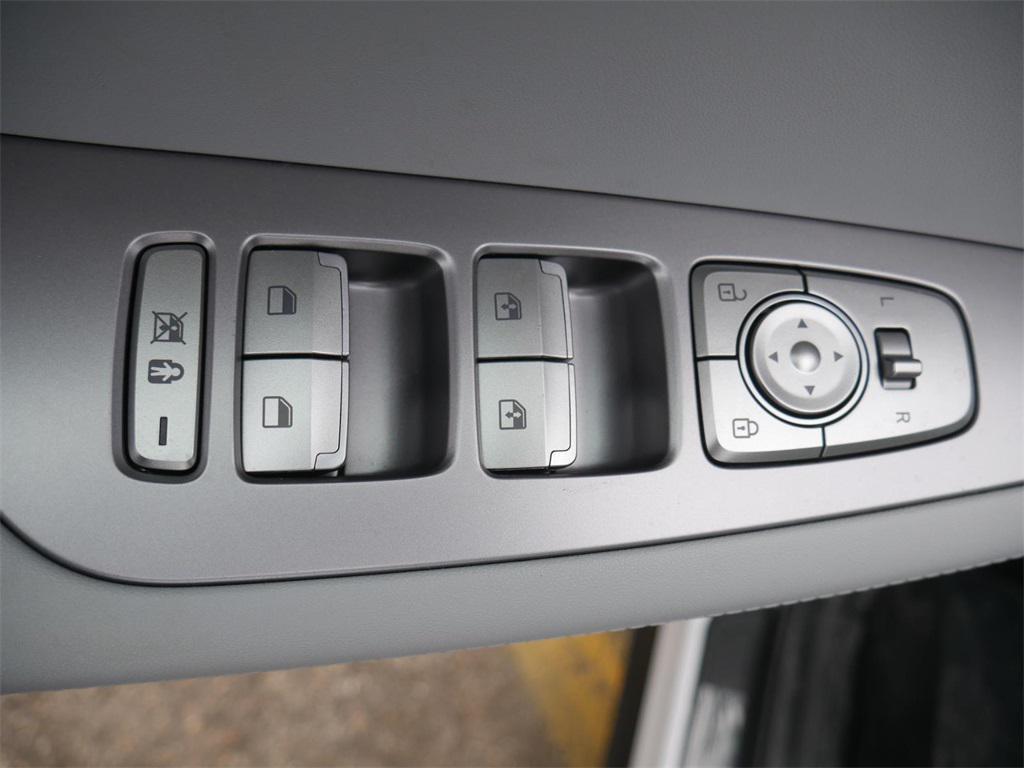 used 2025 Hyundai Palisade car, priced at $39,750