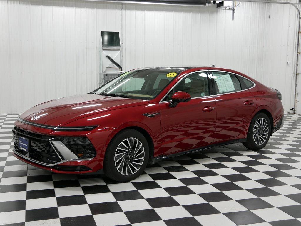 used 2024 Hyundai Sonata Hybrid car, priced at $31,450