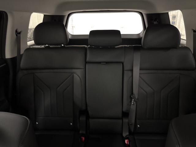 new 2026 Hyundai SANTA FE HEV car, priced at $37,105