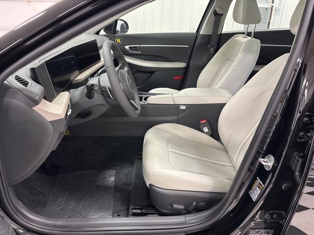 new 2026 Hyundai Sonata Hybrid car, priced at $32,833