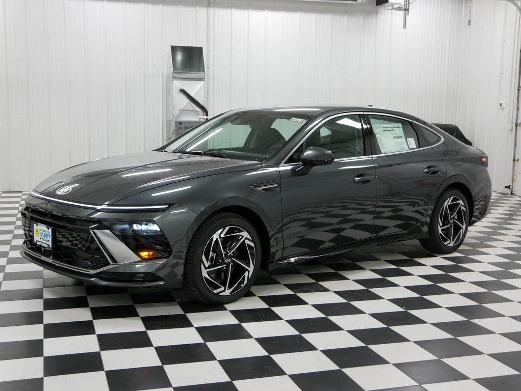 new 2026 Hyundai Sonata car, priced at $28,695