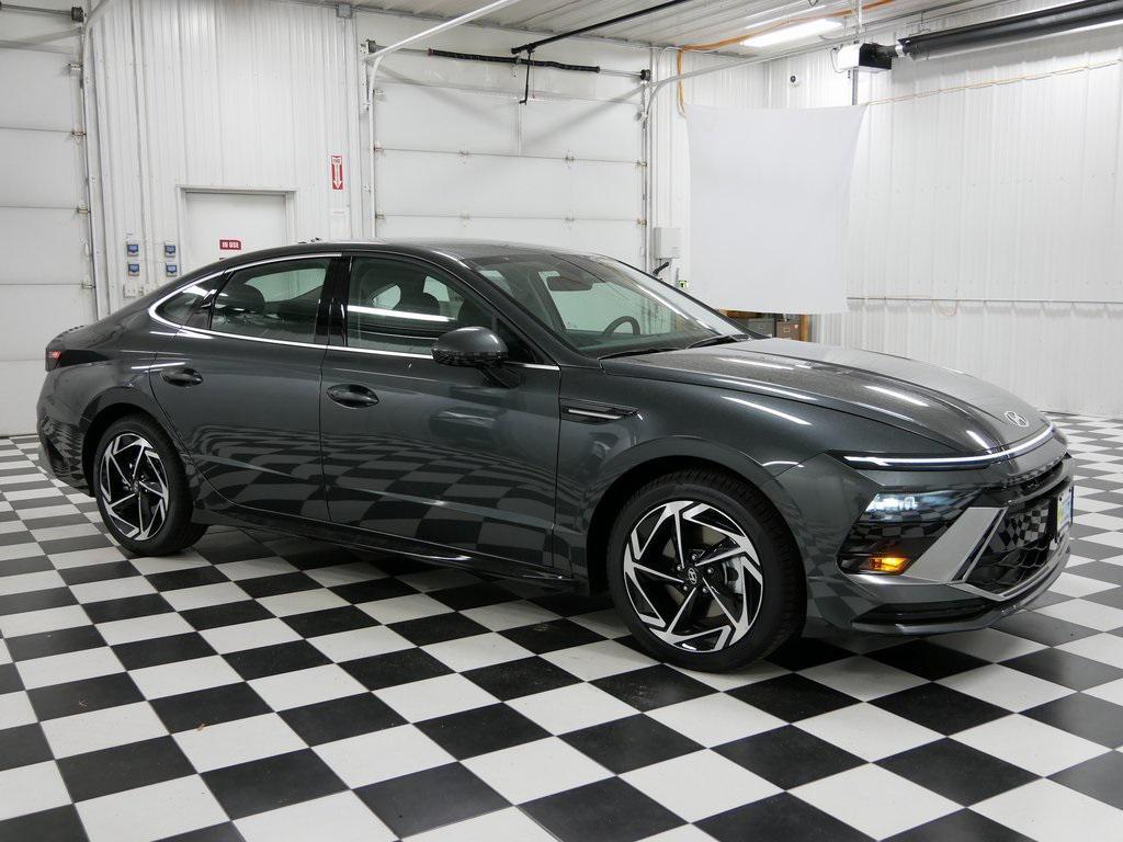 new 2026 Hyundai Sonata car, priced at $28,695