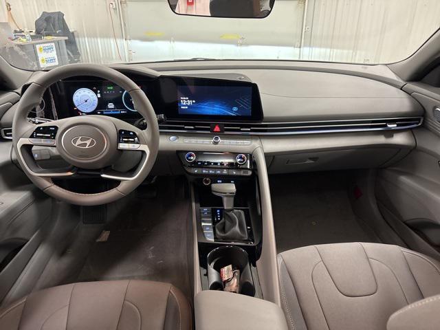 new 2025 Hyundai Elantra car, priced at $25,195