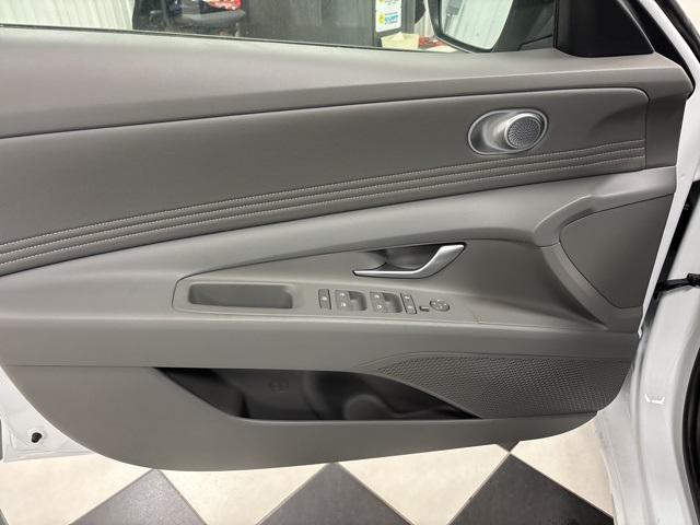 new 2025 Hyundai Elantra car, priced at $25,195