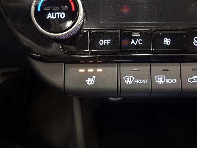 new 2025 Hyundai Elantra car, priced at $25,195