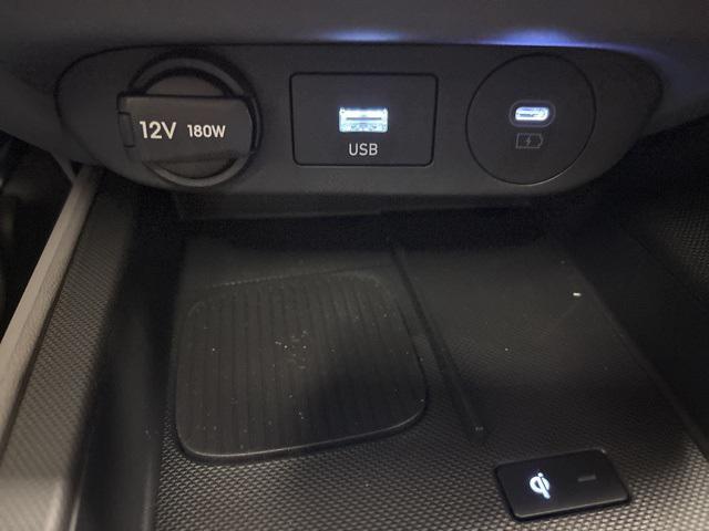 new 2025 Hyundai Elantra car, priced at $25,195