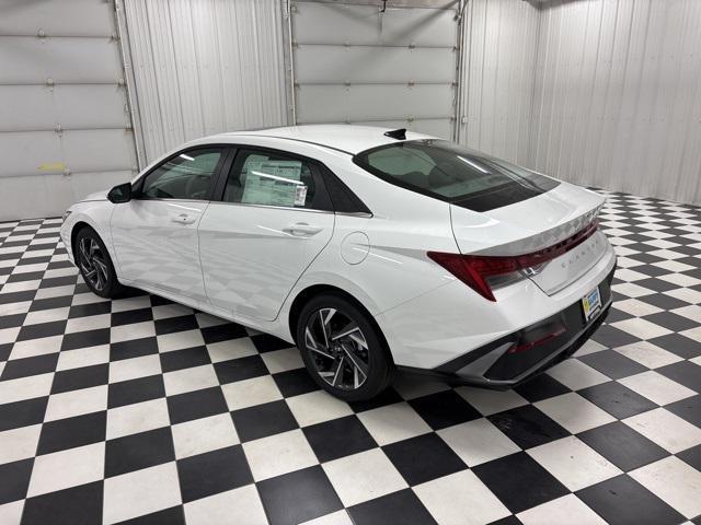 new 2025 Hyundai Elantra car, priced at $25,195