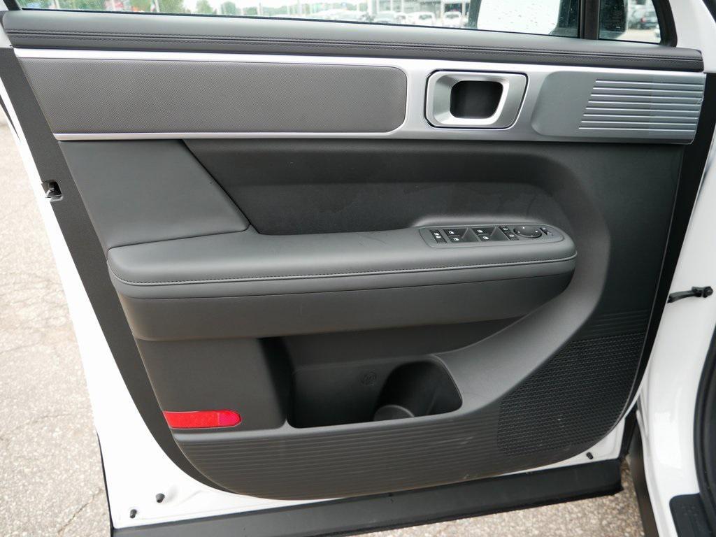 used 2024 Hyundai Santa Fe car, priced at $34,790