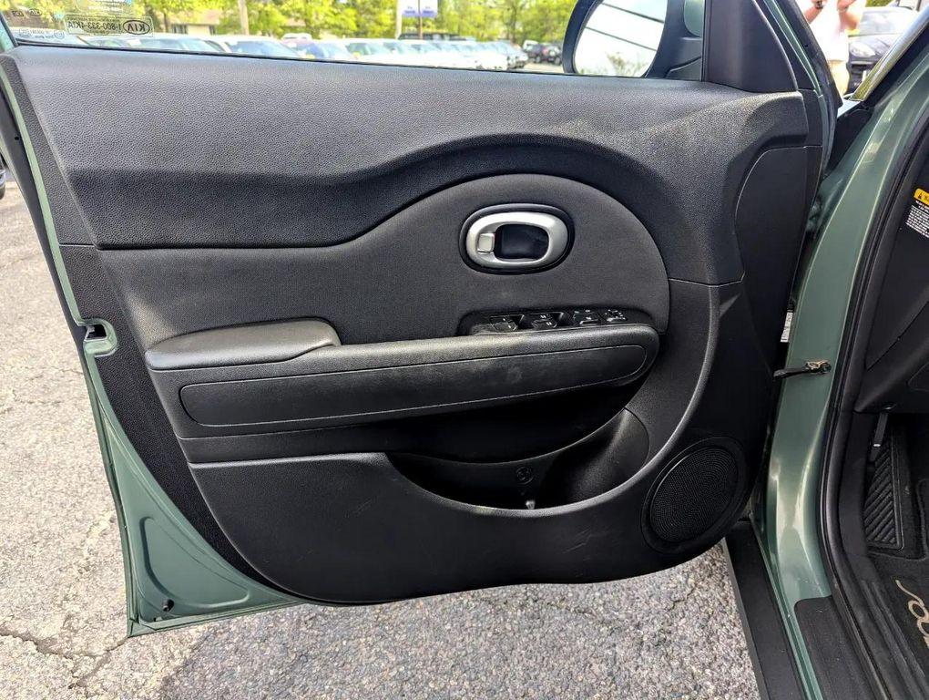 used 2014 Kia Soul car, priced at $6,998