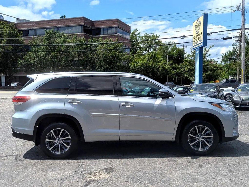 used 2018 Toyota Highlander car, priced at $26,998