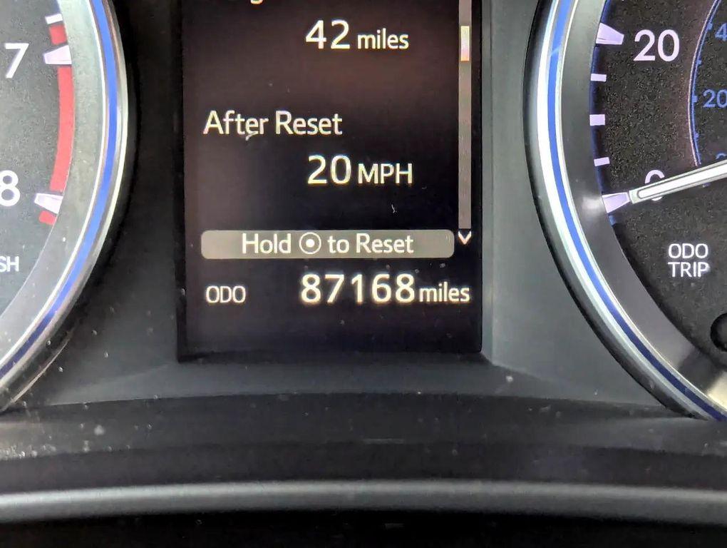 used 2018 Toyota Highlander car, priced at $26,998