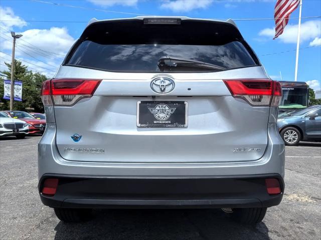used 2018 Toyota Highlander car, priced at $26,998