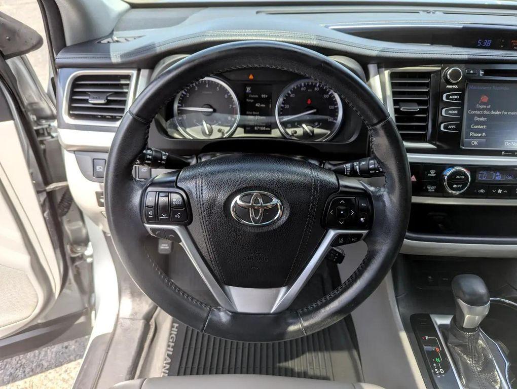 used 2018 Toyota Highlander car, priced at $26,998