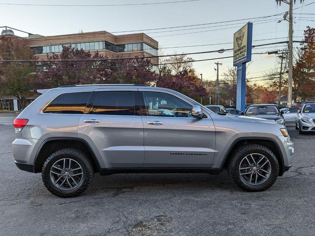 used 2017 Jeep Grand Cherokee car, priced at $11,498