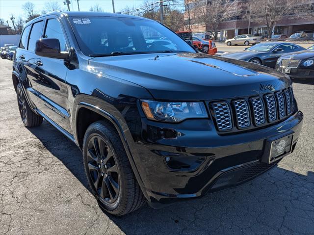 used 2022 Jeep Grand Cherokee car, priced at $28,998