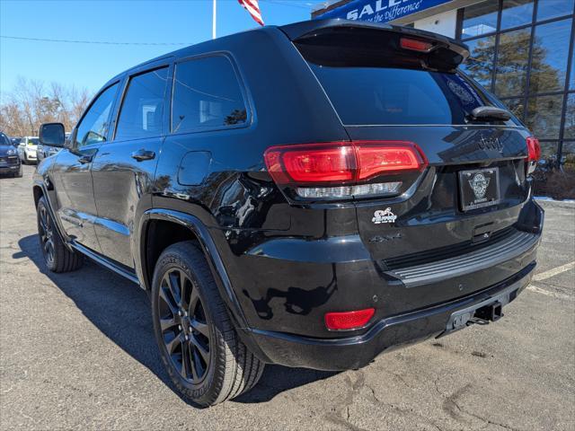 used 2022 Jeep Grand Cherokee car, priced at $28,998