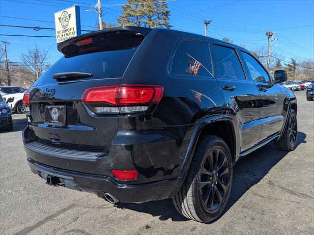 used 2022 Jeep Grand Cherokee car, priced at $28,998