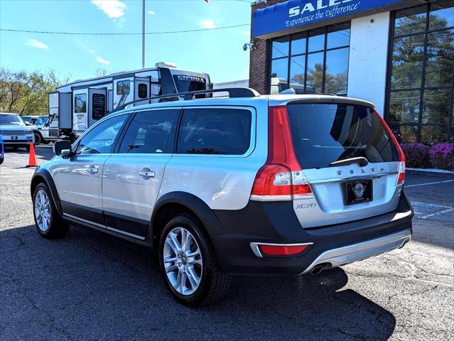 used 2016 Volvo XC70 car, priced at $12,998
