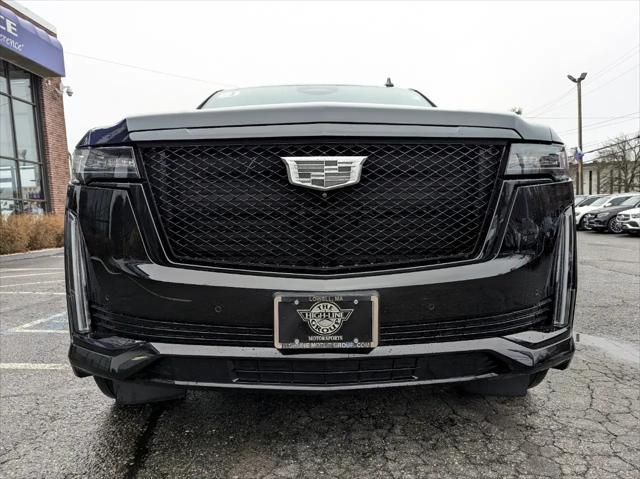 used 2021 Cadillac Escalade ESV car, priced at $64,998