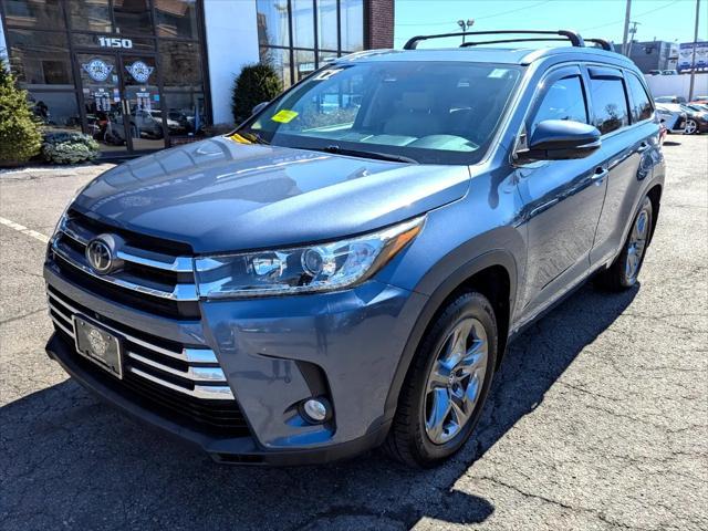 used 2017 Toyota Highlander car, priced at $27,998
