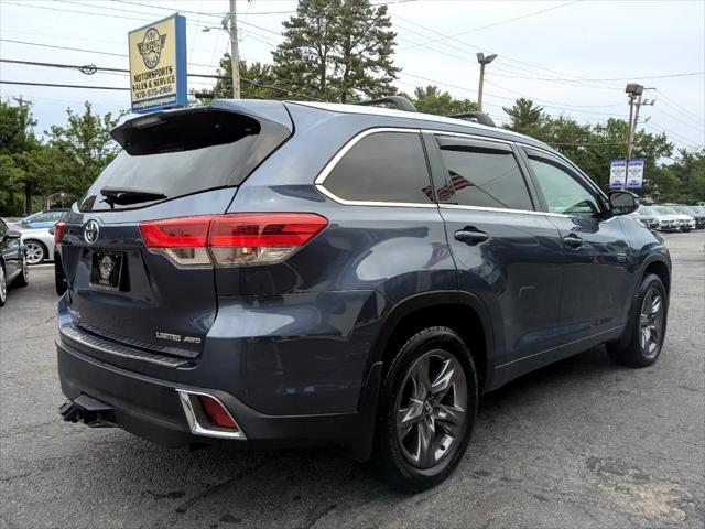 used 2017 Toyota Highlander car, priced at $27,998