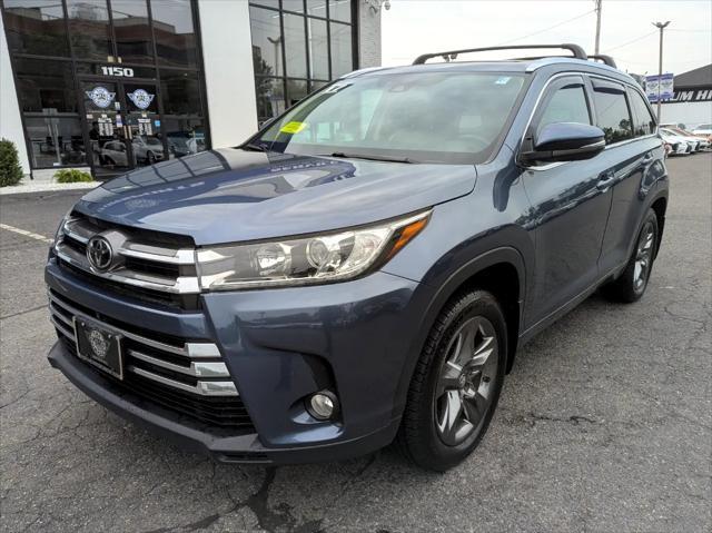 used 2017 Toyota Highlander car, priced at $27,998