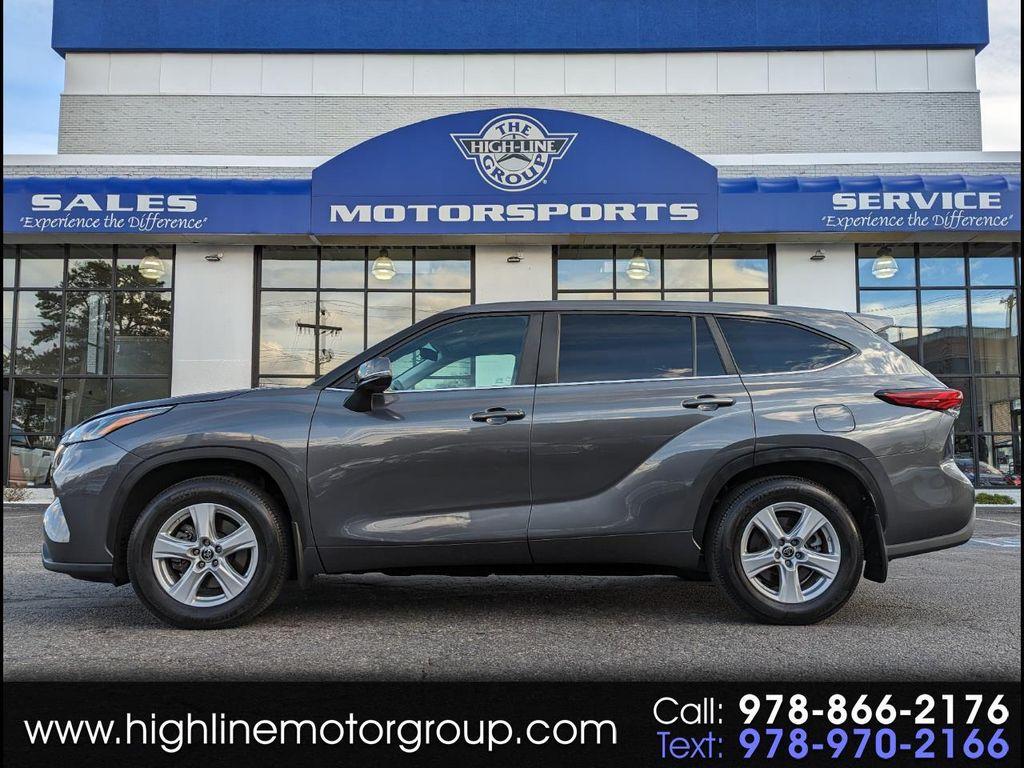 used 2023 Toyota Highlander car, priced at $34,998