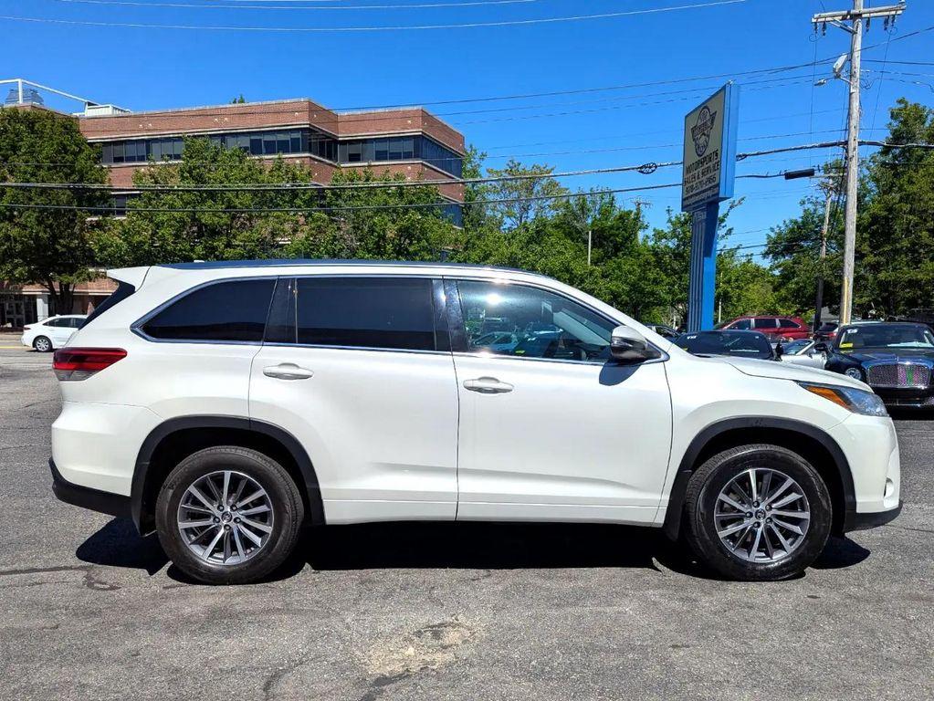 used 2018 Toyota Highlander car, priced at $27,998