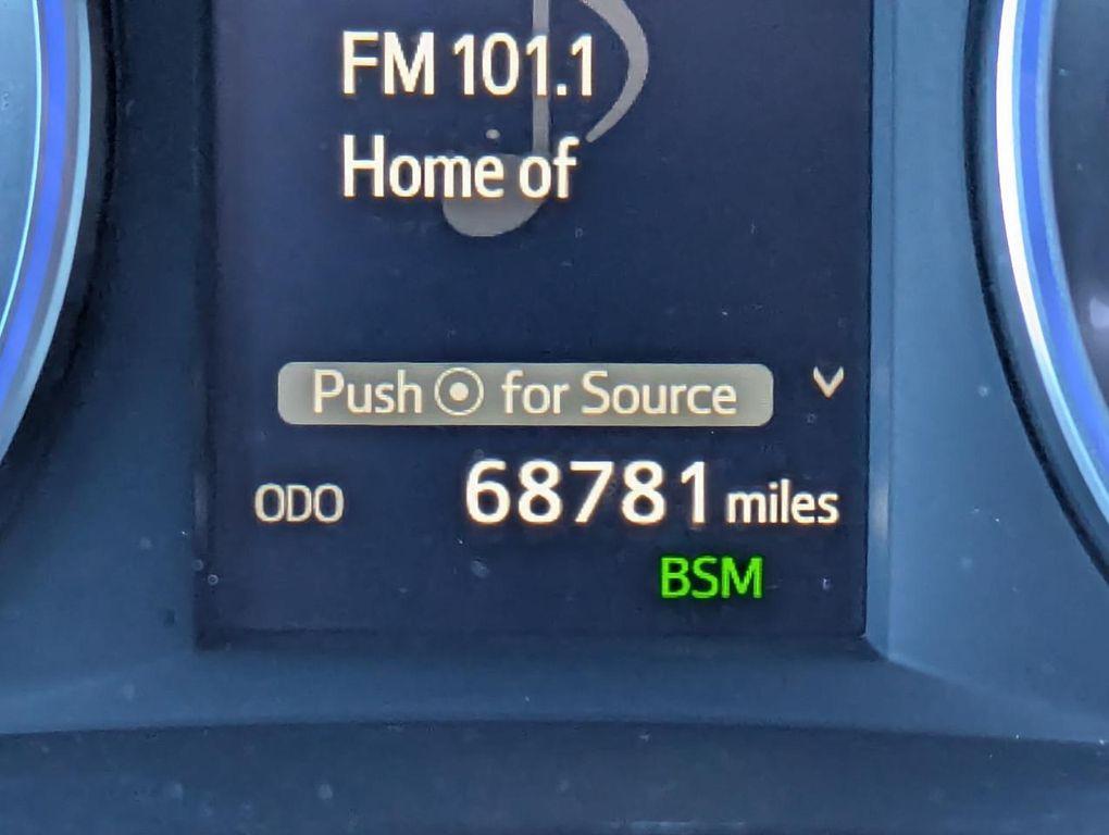 used 2018 Toyota Highlander car, priced at $27,998