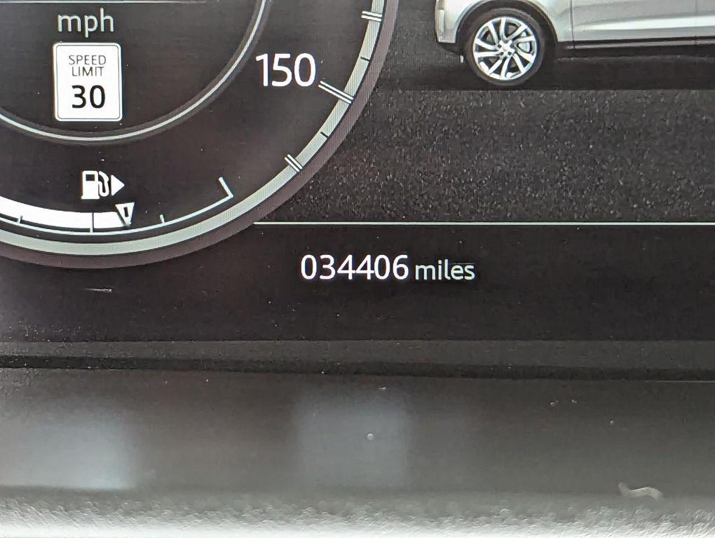 used 2019 Land Rover Discovery car, priced at $24,998